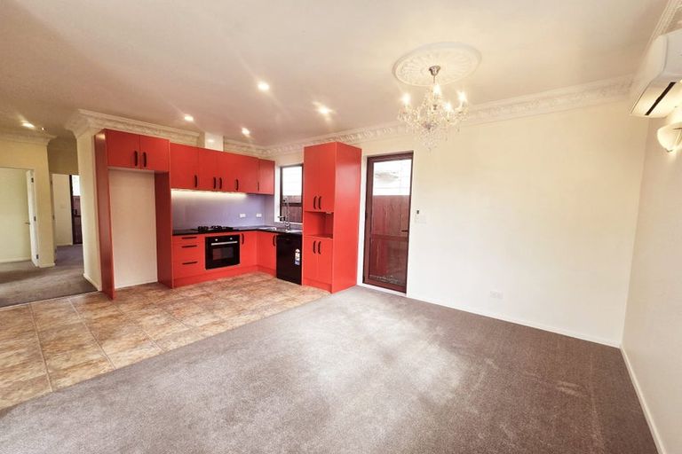 Photo of property in 3/48 Pooks Road, Ranui, Auckland, 0612