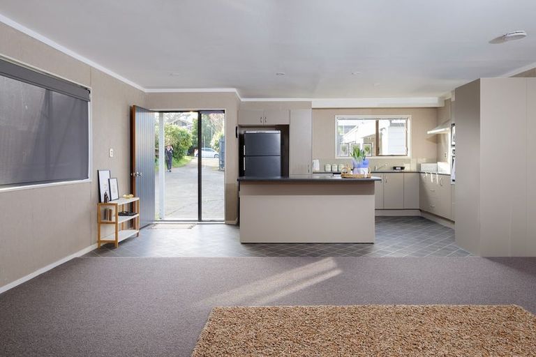 Photo of property in 7 Pokapu Place, Bethlehem, Tauranga, 3110