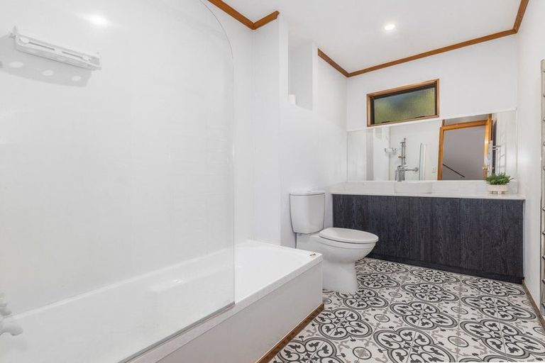 Photo of property in 41 James Cook Drive, Whitby, Porirua, 5024