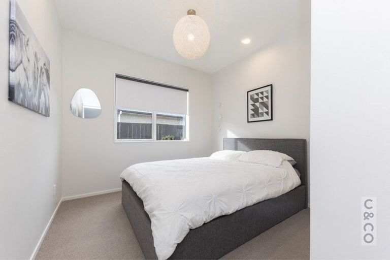 Photo of property in 30 Jelas Drive, Riverhead, 0820