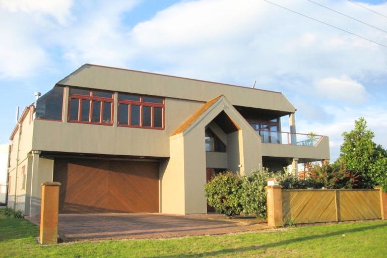Photo of property in 102b Hinemoa Street, Whangamata, 3620