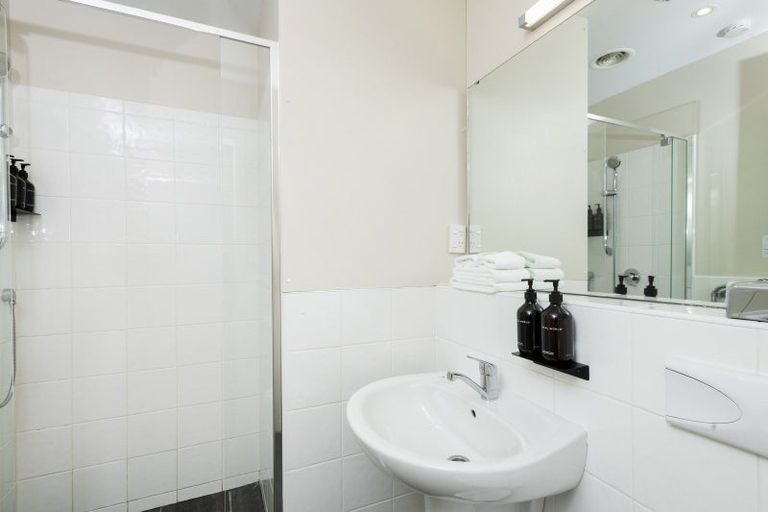 Photo of property in 117/2 Reads Quay, Gisborne, 4010