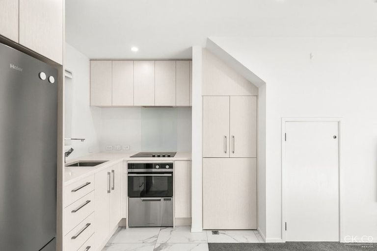 Photo of property in 6/318 Oxford Terrace, Avalon, Lower Hutt, 5011