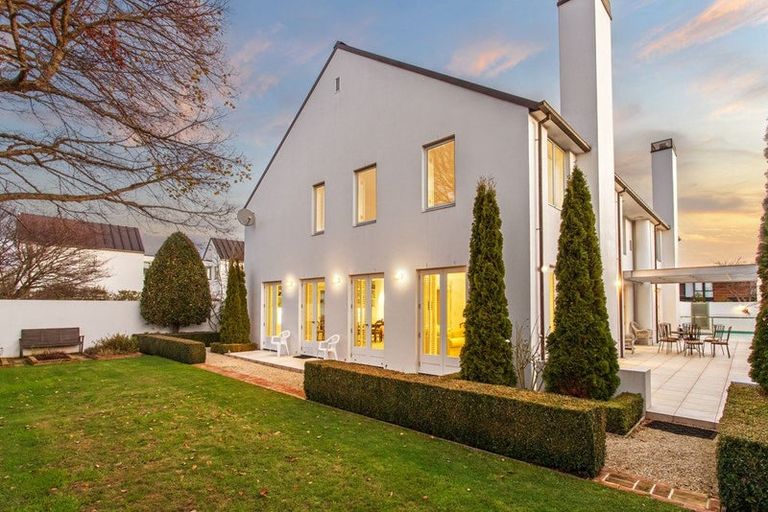 Photo of property in 40 Clissold Street, Merivale, Christchurch, 8014