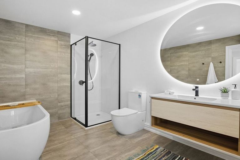 Photo of property in 136 Taieri Road, Kaikorai, Dunedin, 9010