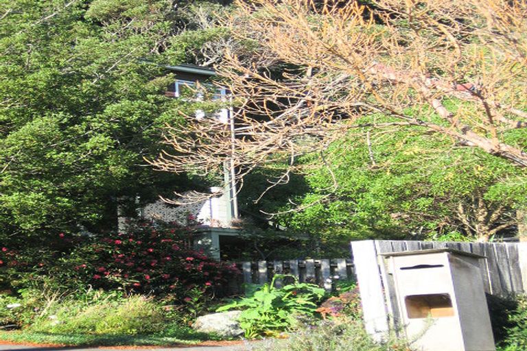 Photo of property in 8x Tawa Street, Eastbourne, Lower Hutt, 5013