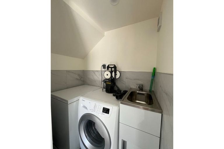 Photo of property in 8/18 Ludlow Terrace, Totara Vale, Auckland, 0627
