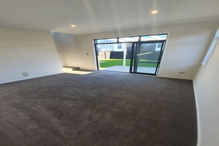 Photo of property in 24 Piripono Crescent, Pukekohe, 2120