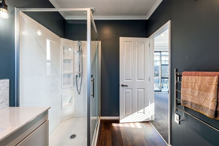 Photo of property in 11 O'rourke Place, Casebrook, Christchurch, 8051