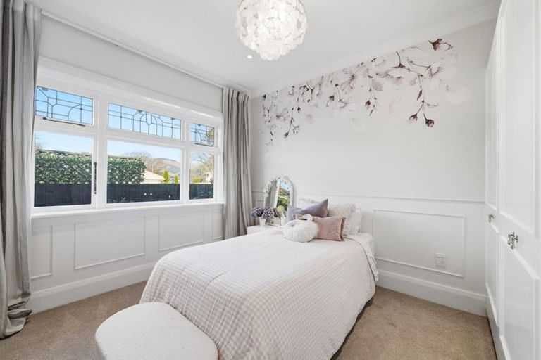 Photo of property in 4 Wherstead Road, Cashmere, Christchurch, 8022