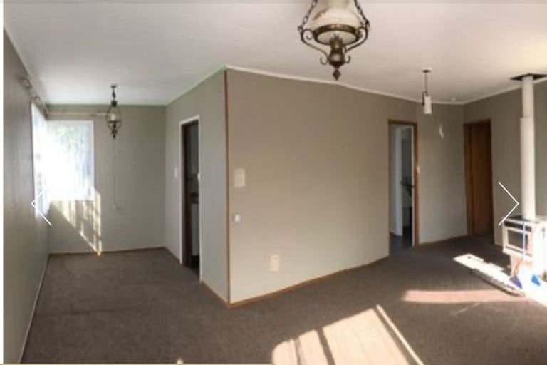 Photo of property in 11 Medina Place, Half Moon Bay, Auckland, 2012