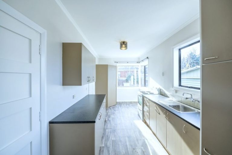 Photo of property in 17 Riley Crescent, Woolston, Christchurch, 8023