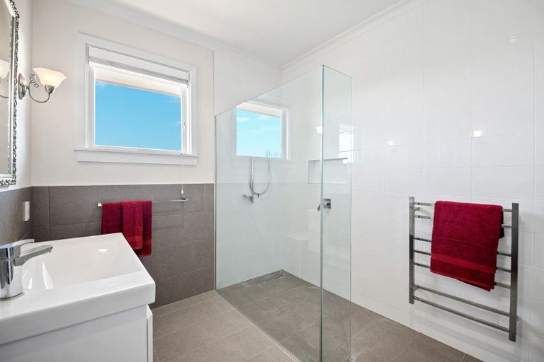 Photo of property in 7 Upper Crichton Terrace, Cashmere, Christchurch, 8022