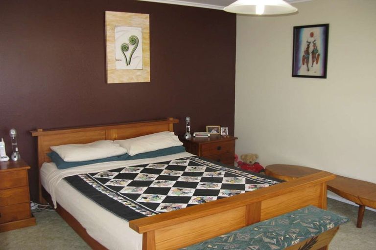 Photo of property in 11 Scott Road, Papakura, 2110