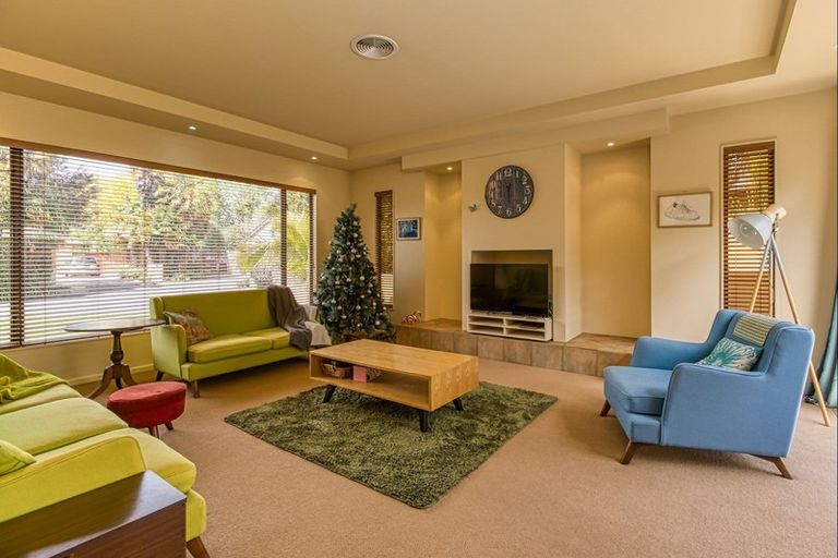 Photo of property in 25a Hetley Crescent, Taradale, Napier, 4112