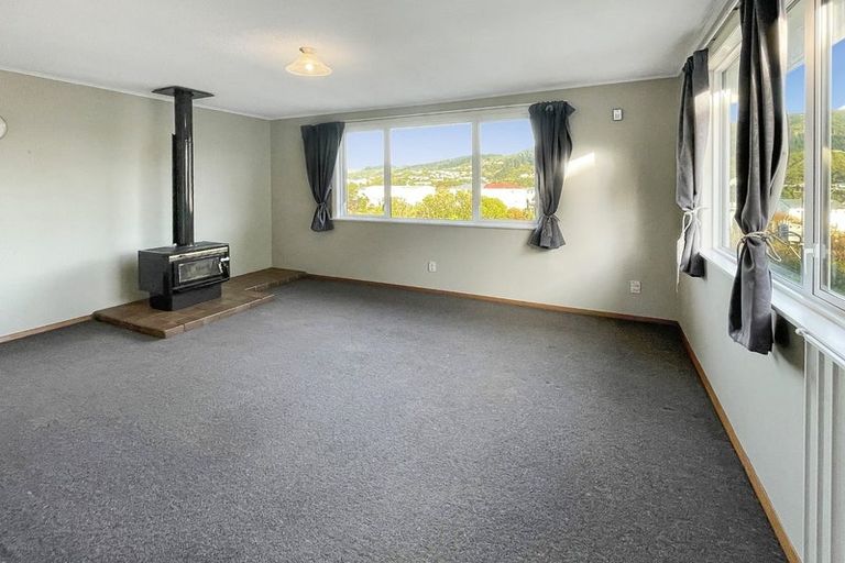 Photo of property in 15 Anthony Street, Tawa, Wellington, 5028