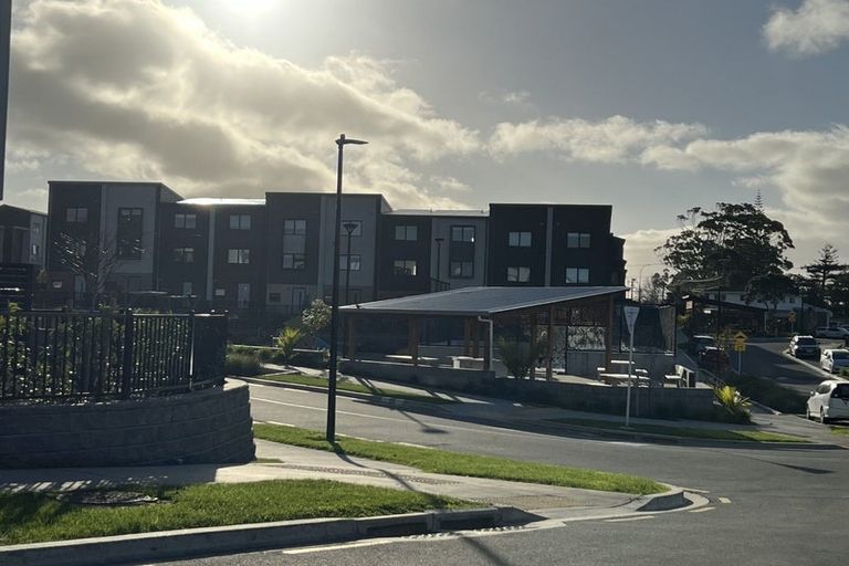 Photo of property in 357 Glengarry Road, Glen Eden, Auckland, 0602