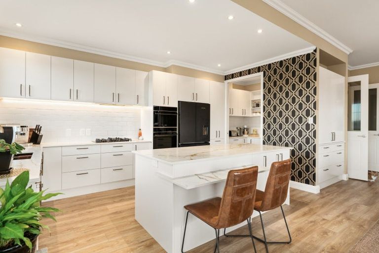 Photo of property in 166 Oriental Parade, Papamoa Beach, Papamoa, 3118