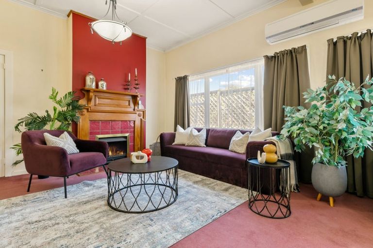 Photo of property in 1/27 Rata Street, New Lynn, Auckland, 0600