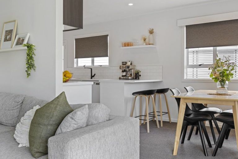 Photo of property in 14 Rosendale Avenue, Spotswood, New Plymouth, 4310