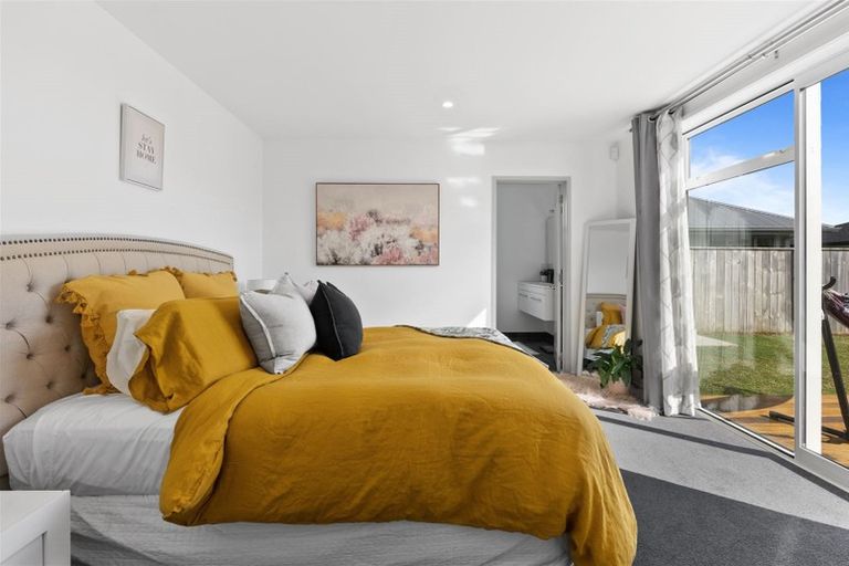 Photo of property in 20 Lamborn Drive, Papakura, 2110