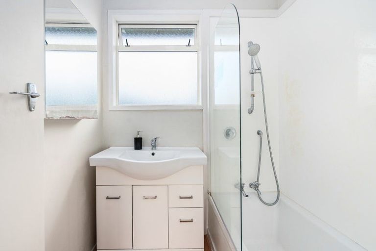 Photo of property in 87 Long Melford Road, Awapuni, Palmerston North, 4412