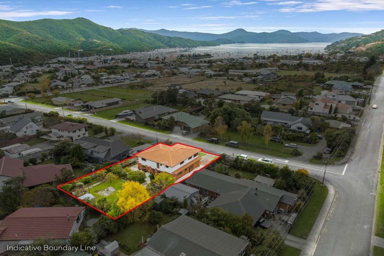 Photo of property in 21 Turners Road, Waikawa, Picton, 7220