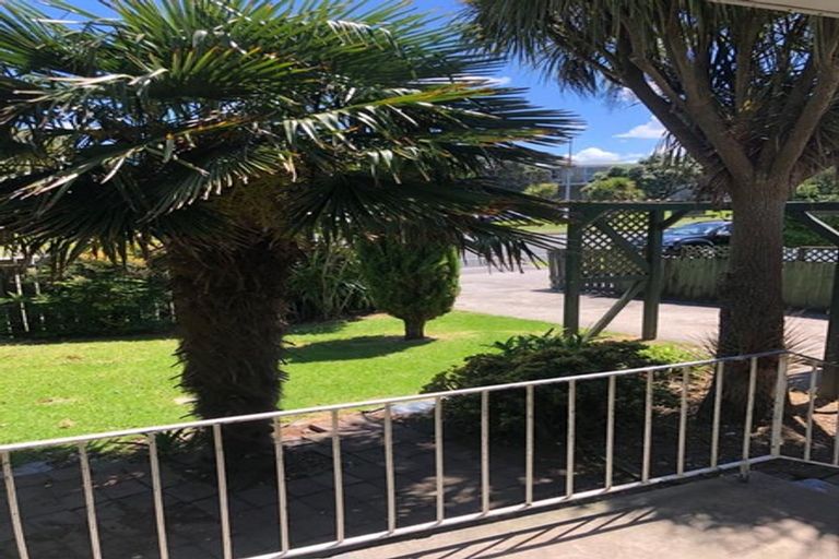 Photo of property in 37 Kerrs Road, Wiri, Auckland, 2104