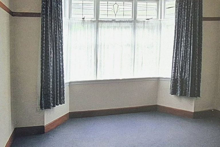 Photo of property in 115 Grant Road, Thorndon, Wellington, 6011