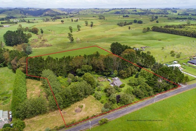 Photo of property in 644 Inland Road North, Onaero, Waitara, 4383