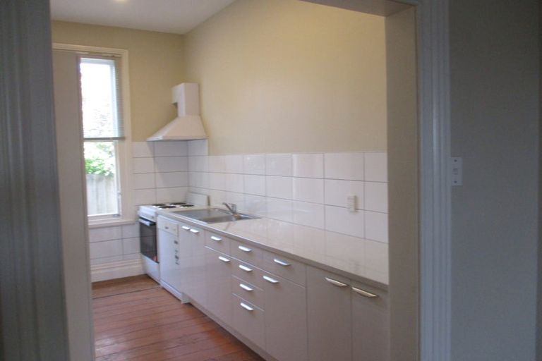 Photo of property in 26 Gresford Street, Edgeware, Christchurch, 8013