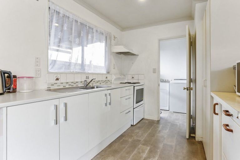 Photo of property in 58 Hall Avenue, Mangere, Auckland, 2022