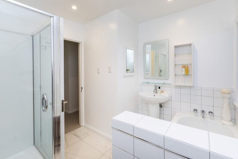 Photo of property in 40 Bengal Drive, Cashmere, Christchurch, 8022