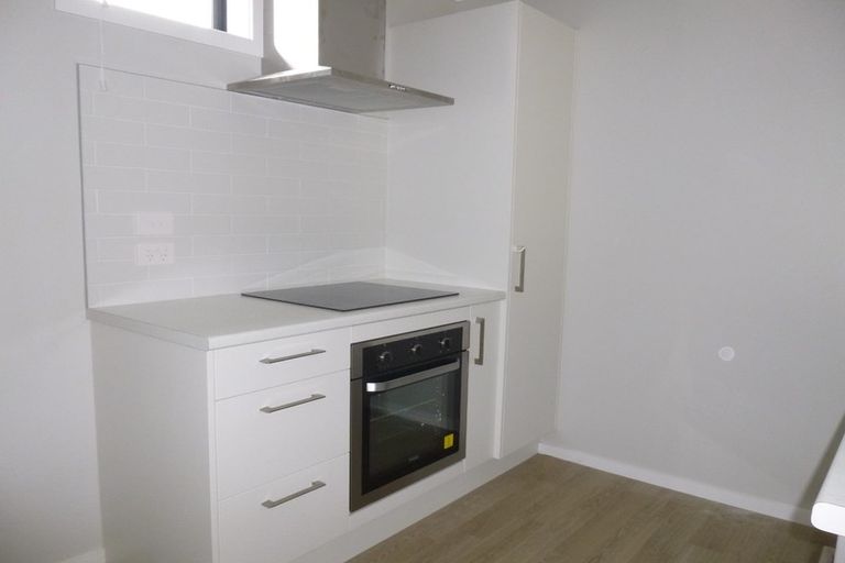 Photo of property in 27u2 Campbell Street, Frankton, Hamilton, 3204