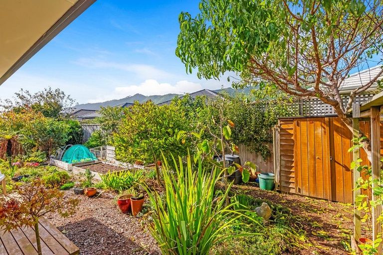 Photo of property in 82 Waipunahau Road, Waikanae, 5036