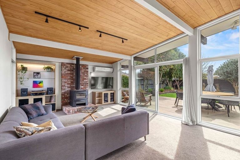 Photo of property in 7 Veitches Road, Casebrook, Christchurch, 8051