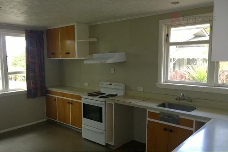 Photo of property in 57 Guildford Street, Burnside, Christchurch, 8053