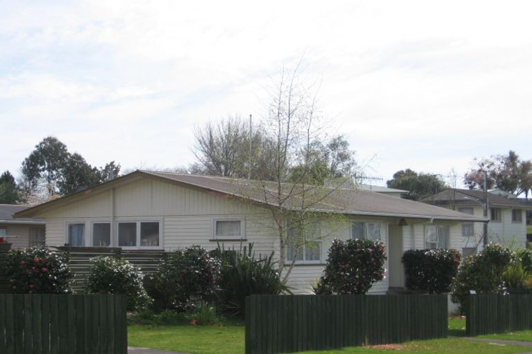 Photo of property in 1 Minerva Place, Sunnybrook, Rotorua, 3015