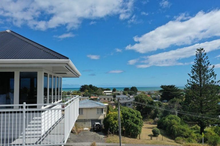 Photo of property in 112 Kahukura Avenue, Waitarere Beach, Levin, 5510