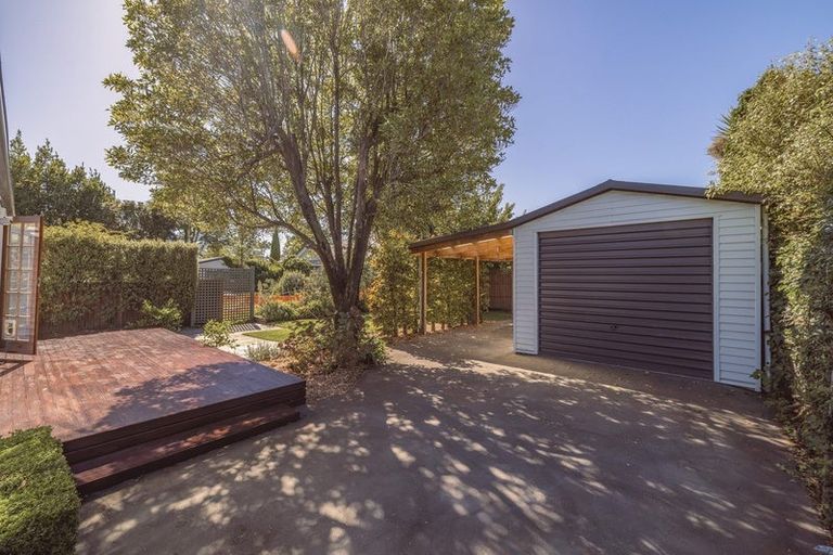 Photo of property in 48 Woodville Street, Edgeware, Christchurch, 8013
