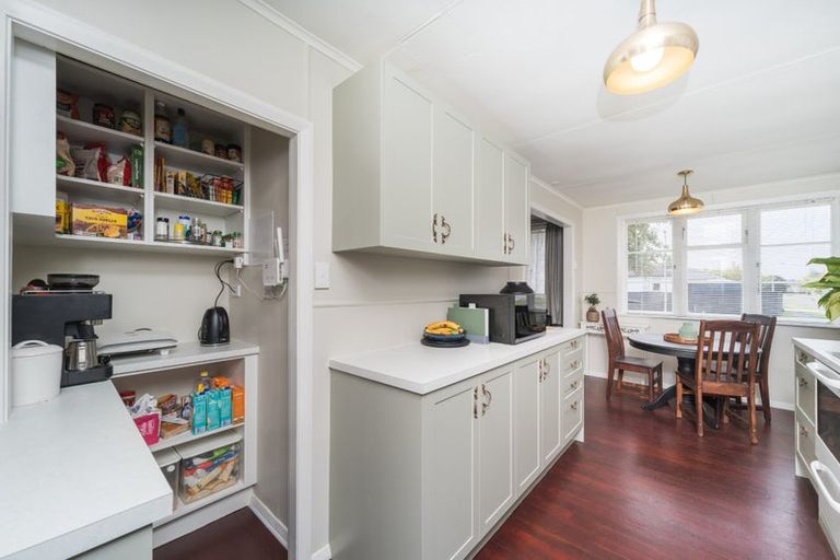 Photo of property in 16 Newbury Street, Awapuni, Palmerston North, 4412