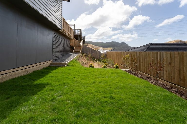 Photo of property in 69 Atherton Terrace, Churton Park, 6037