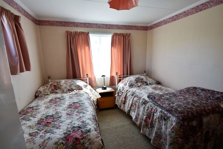 Photo of property in 11 Ruataniwha Road, Twizel, 7901