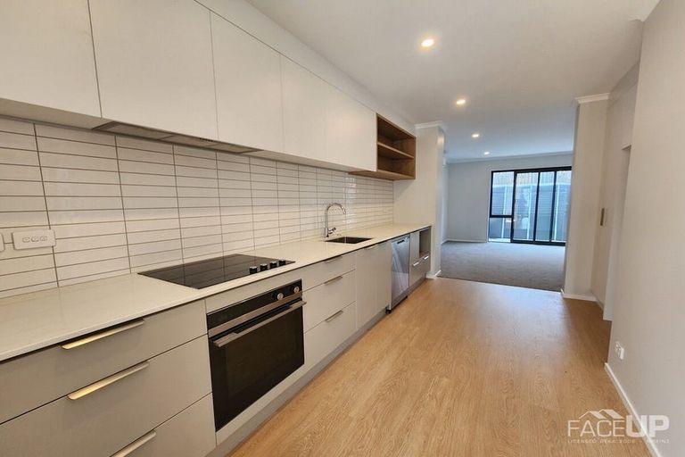 Photo of property in 19 Hema Road, Hobsonville, Auckland, 0616