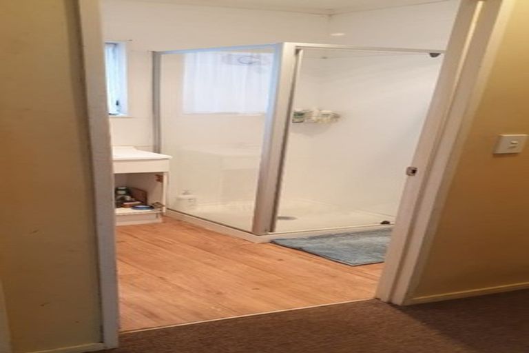 Photo of property in 2/43 Station Road, Takanini, 2112