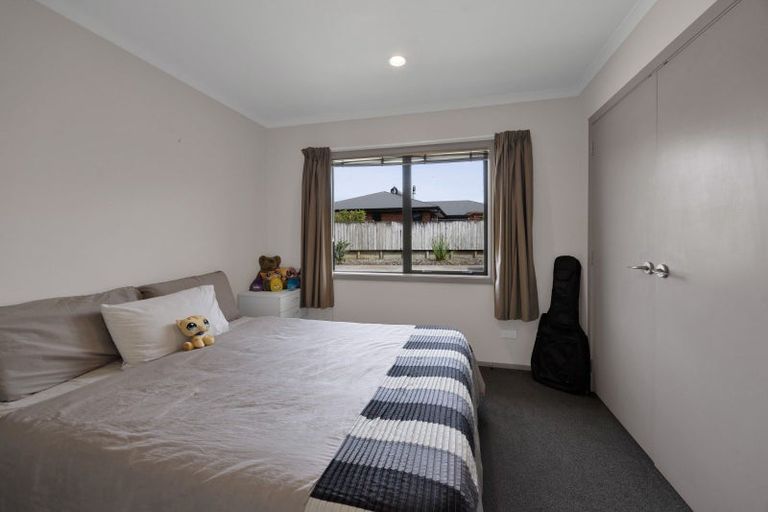 Photo of property in 5a James Drive, Bell Block, New Plymouth, 4312