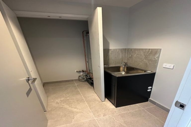 Photo of property in 11b Windlass Street, Long Bay, Auckland, 0630