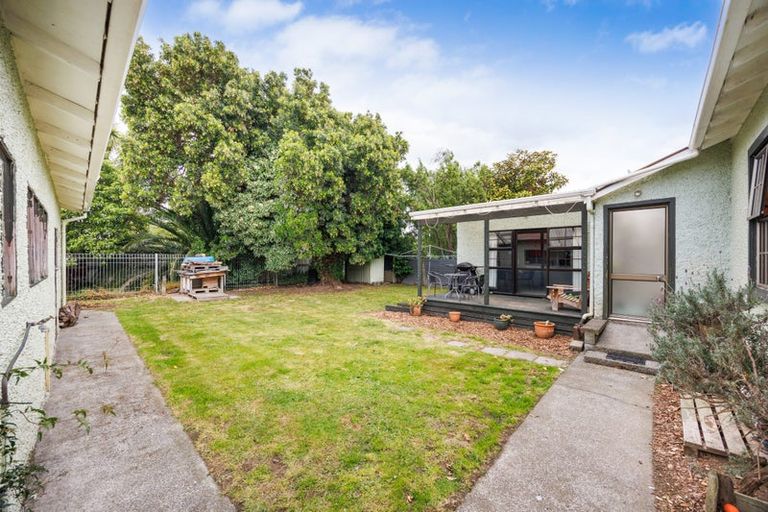 Photo of property in 28 Titoki Street, Palmerston North, 4414