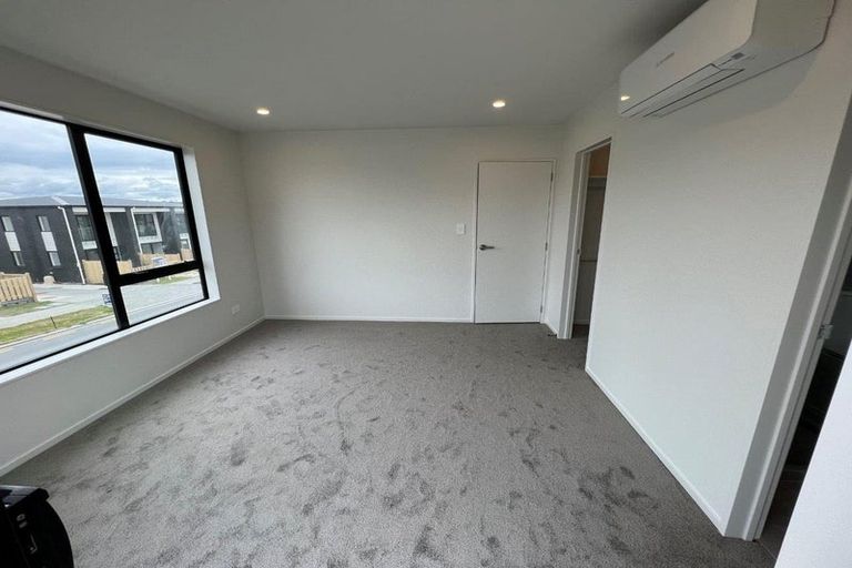 Photo of property in 1a Matakohe Road, Westgate, Auckland, 0814