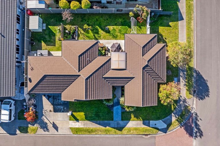 Photo of property in 29 Aoraki Road, Poraiti, Napier, 4112